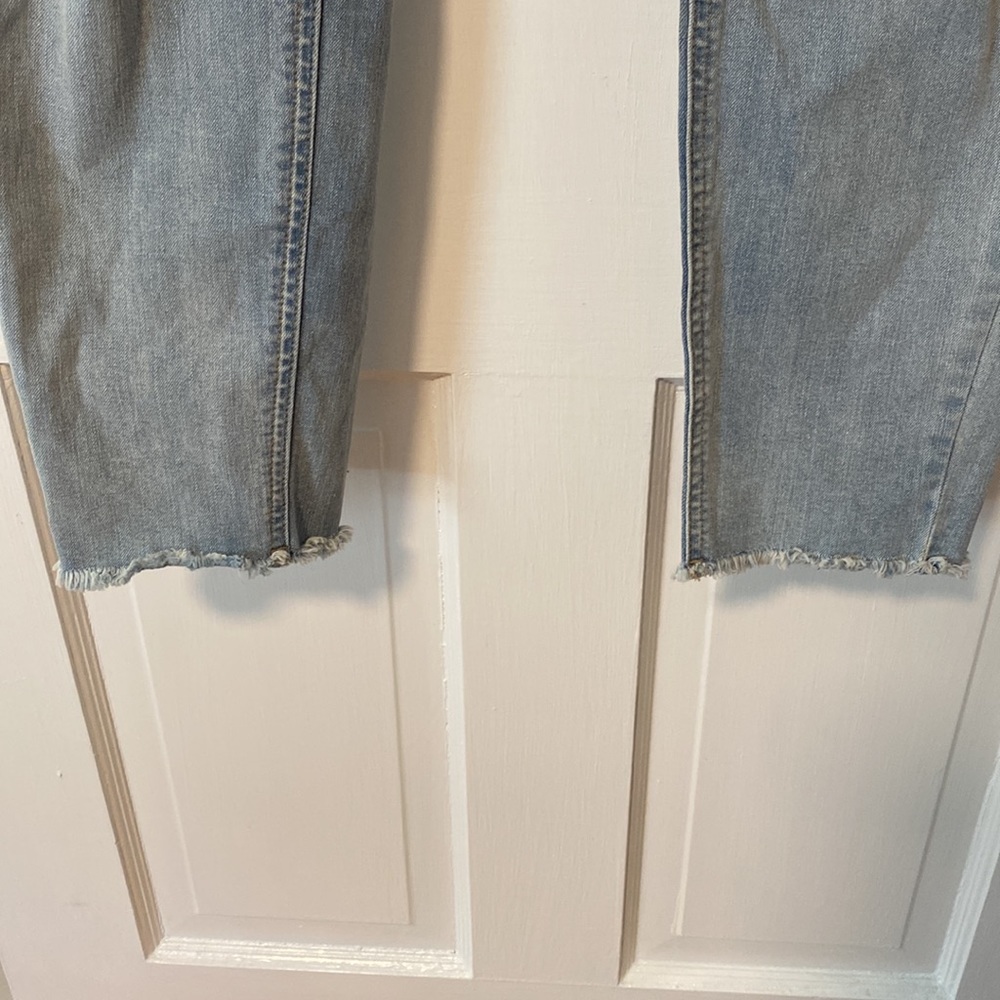 Mid Rise Ripped Jeans size 12 - Picture 4 of 6
